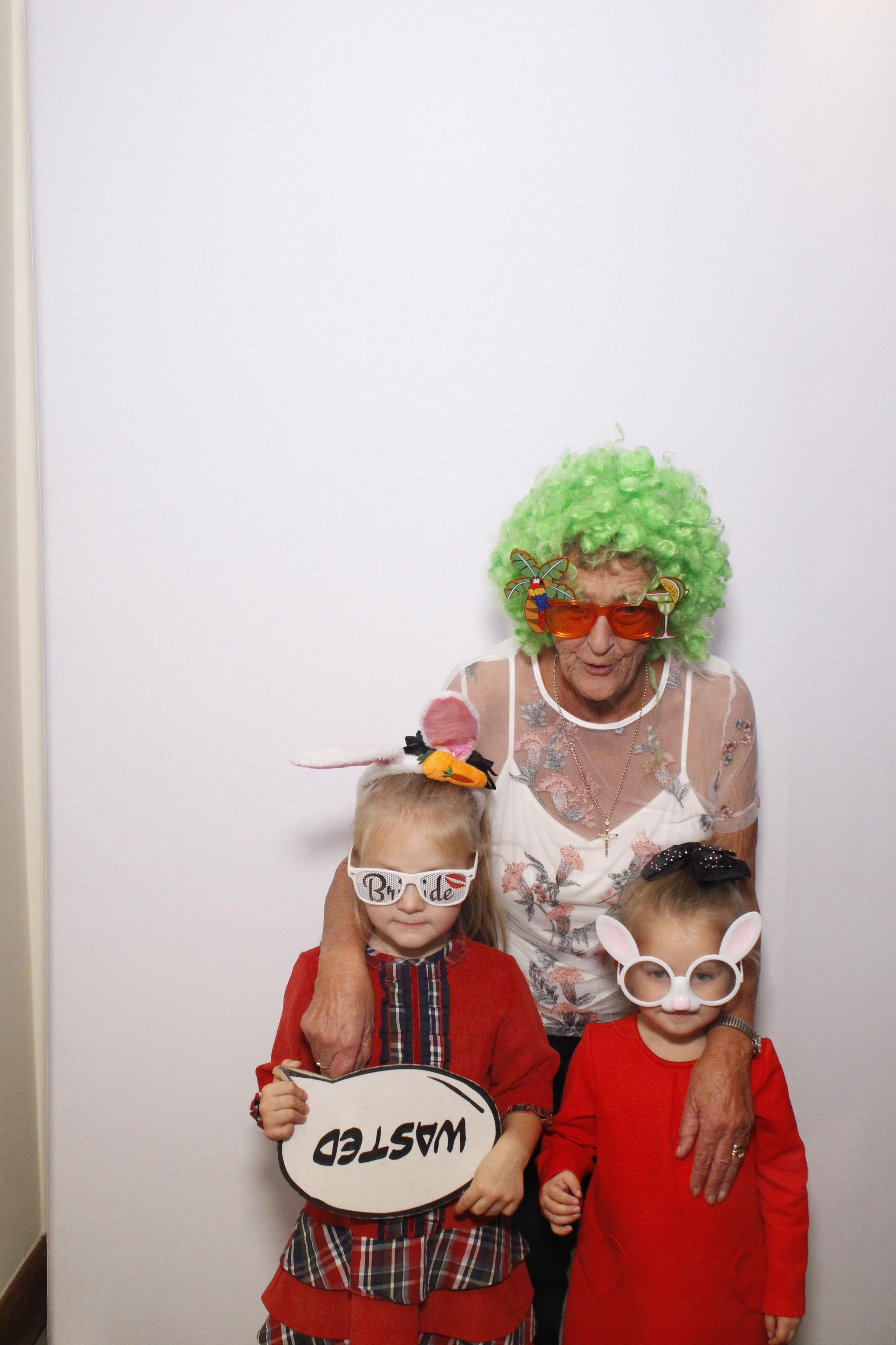 Luke & Emily's Wedding | View more photos from the event at gallery.myphotoboothexperience.co.uk/u/MyPhotoBoothExperienceLtd/Luke-Emilys-Wedding